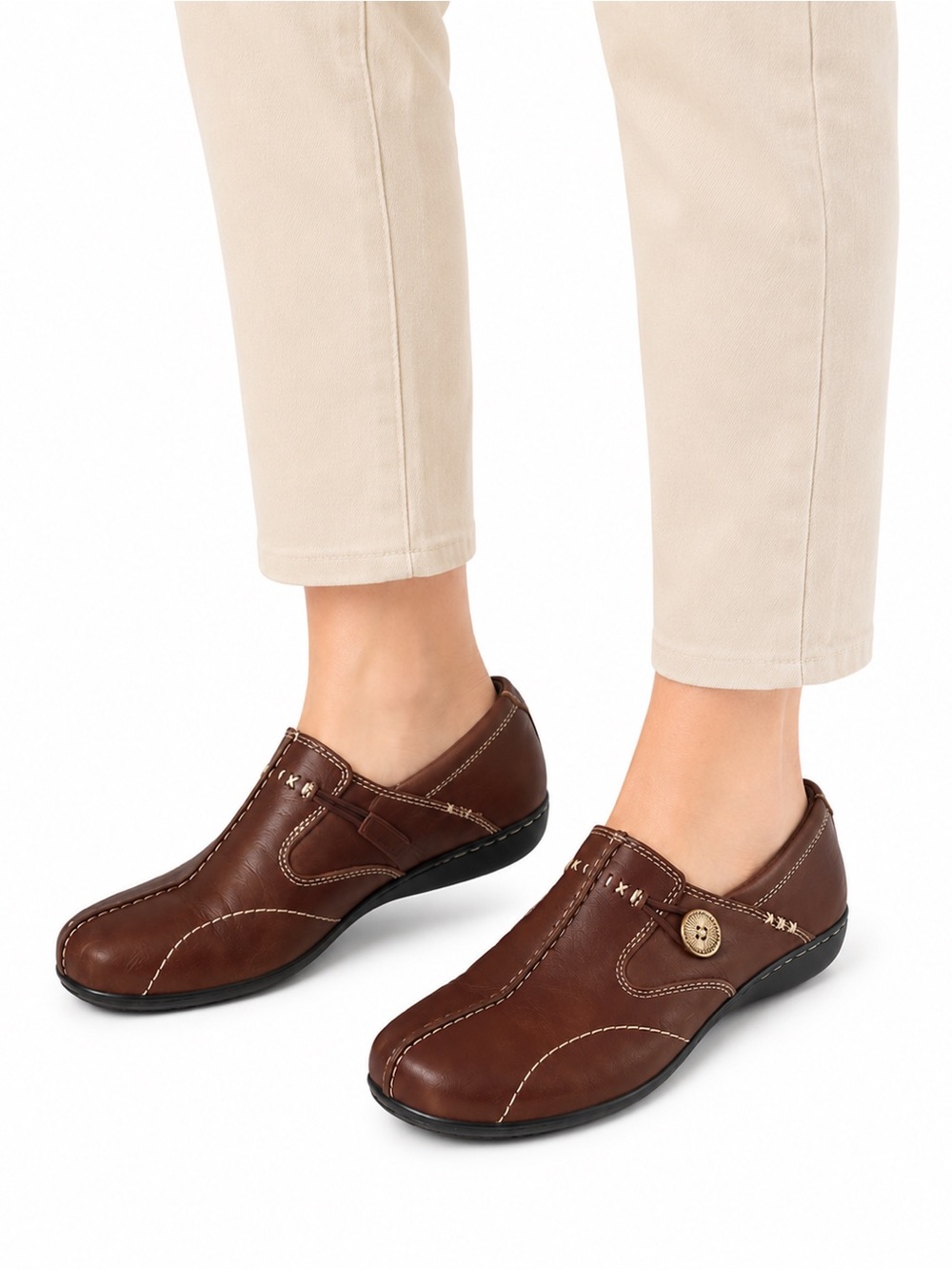 Size‎ 8.5 Clarks Women’s Brown Leather Slip On Comfort Loafers Stitching